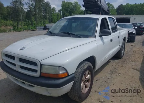 2003 Dodge Dakota Sport/Sxt from USA, damaged, VIN 1D7HL38X63S226121